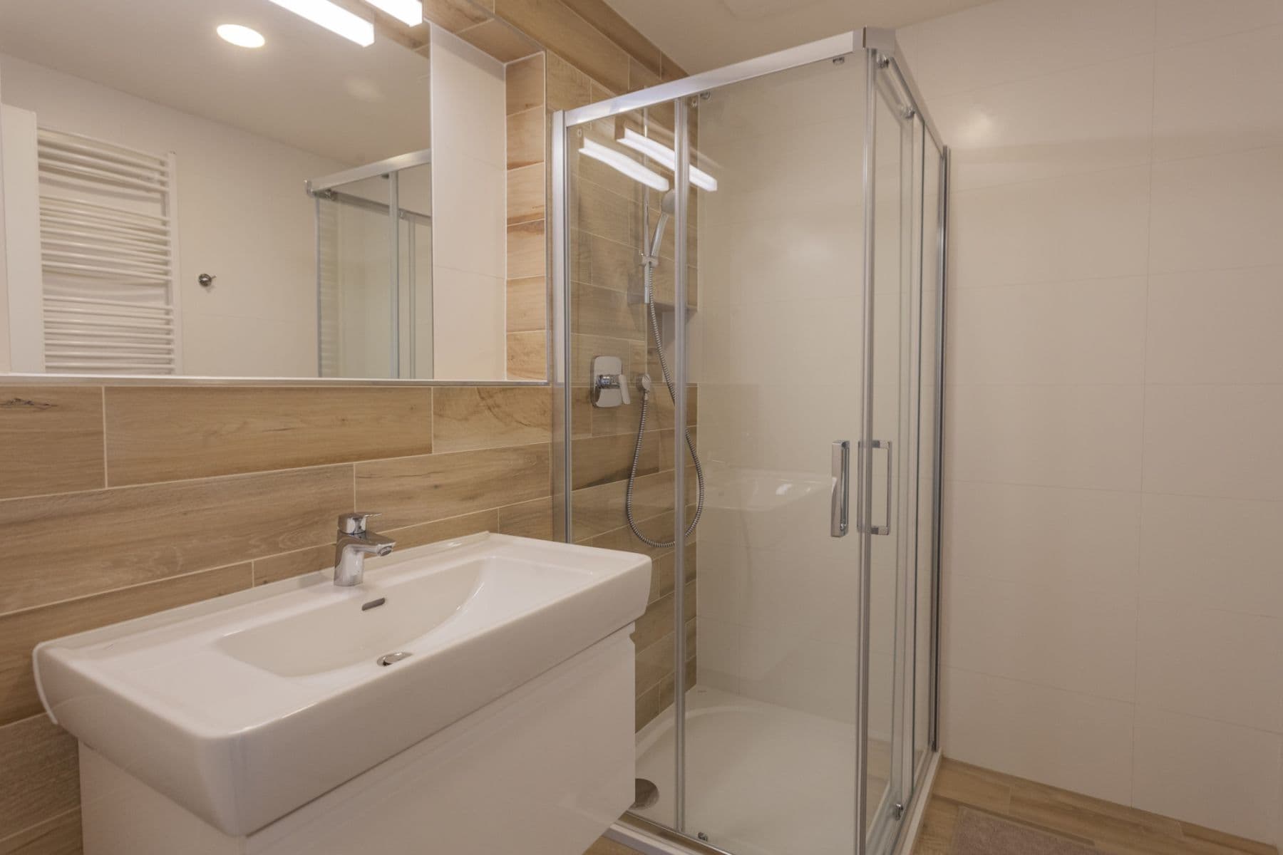 flat to rent, 91 m², U Pergamenky, Prague, Prague