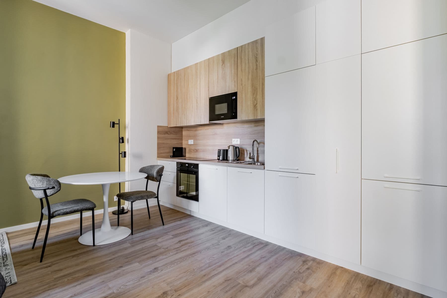 flat to rent, 37 m², Veletržní, Prague, Prague
