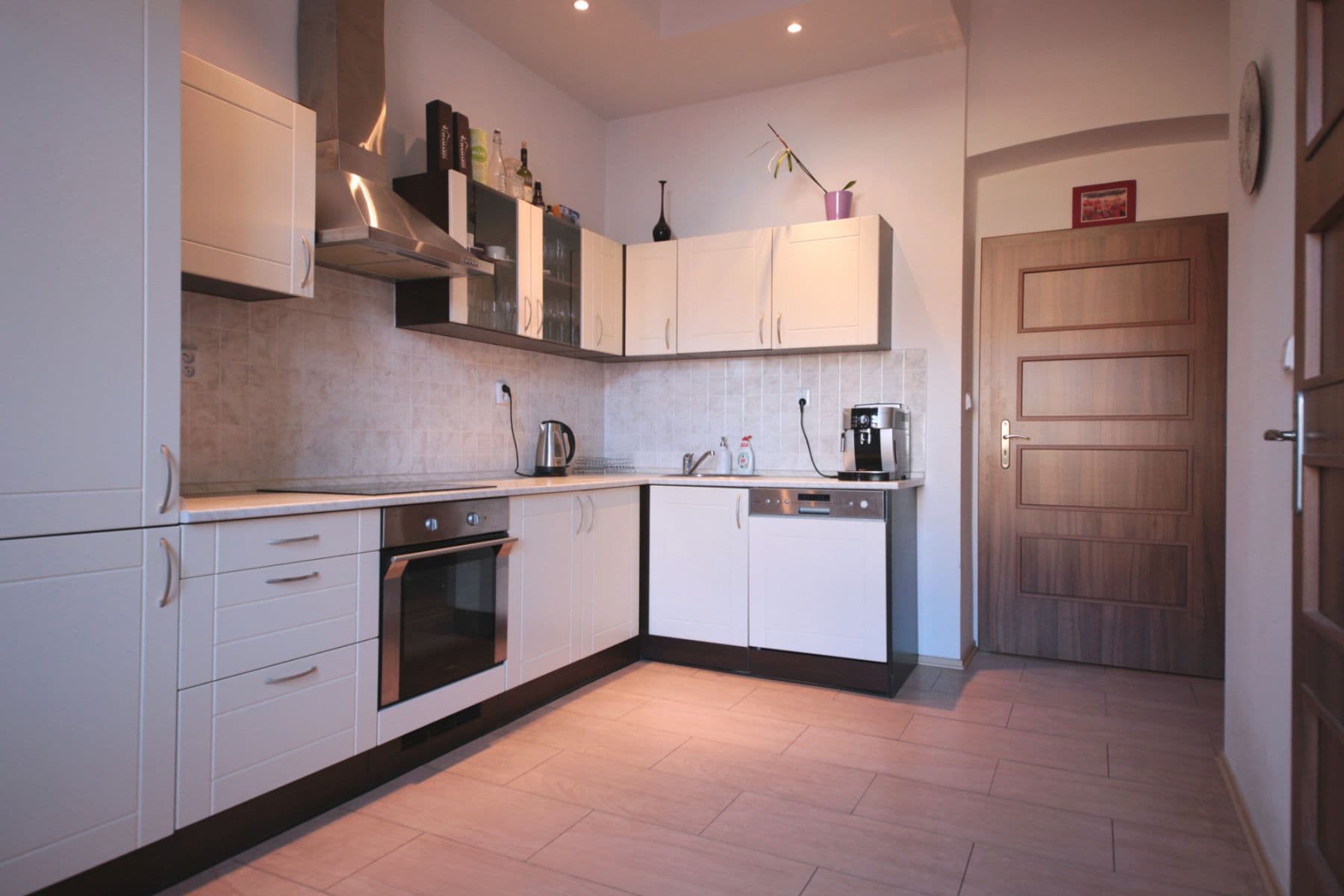 flat to rent, 86 m², Dobrovského, Prague, Prague