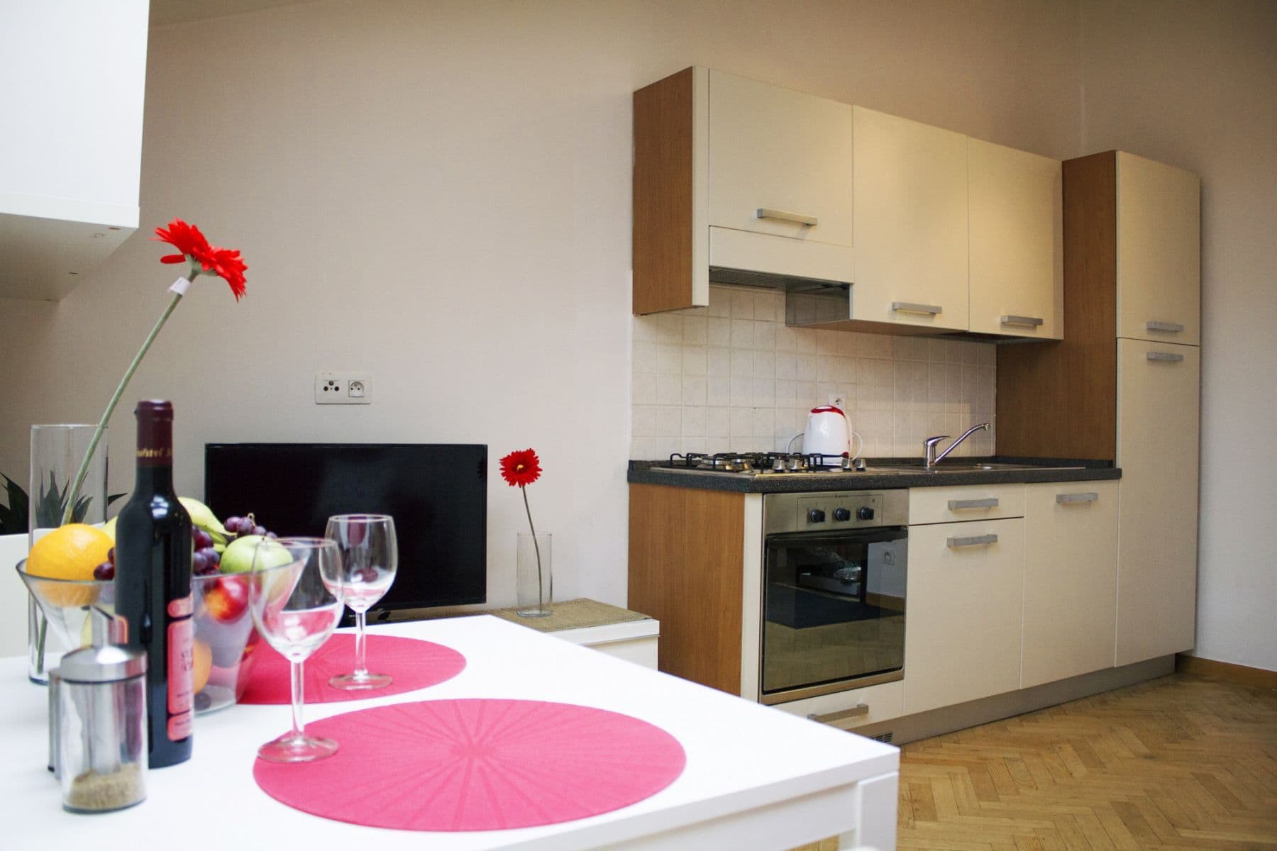 flat to rent, 43 m², Tyršova, Prague, Prague