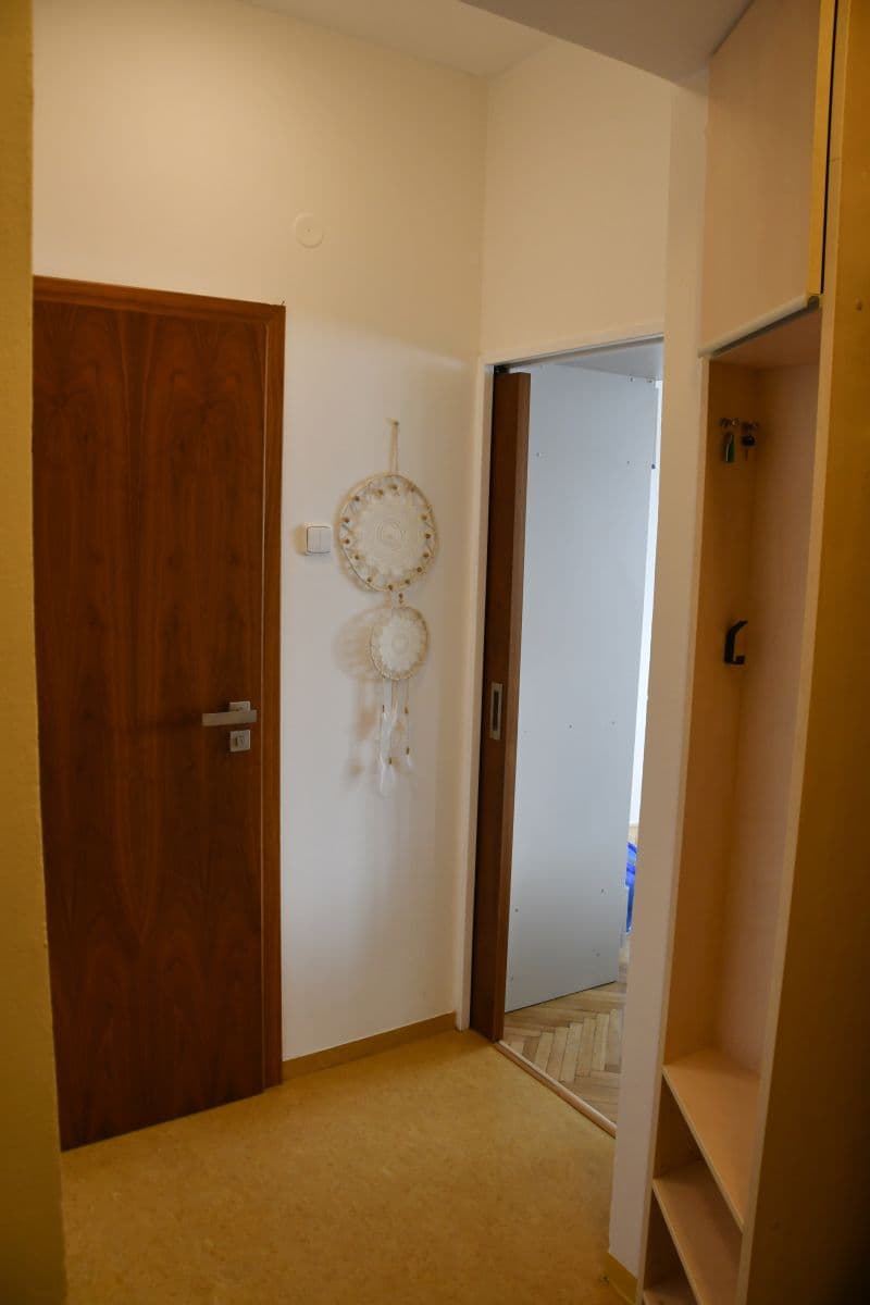 flat to rent, 66 m², Marie Cibulkové, Prague, Prague