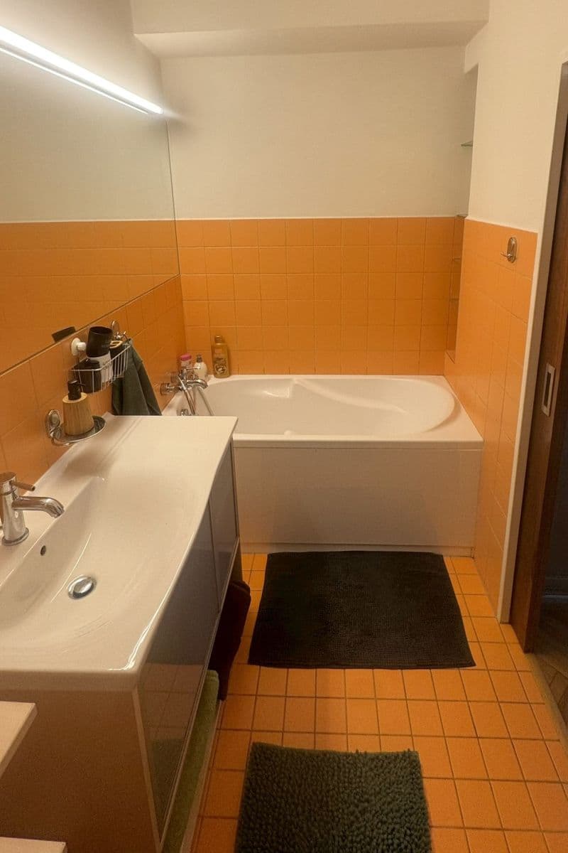 flat to rent, 66 m², Marie Cibulkové, Prague, Prague