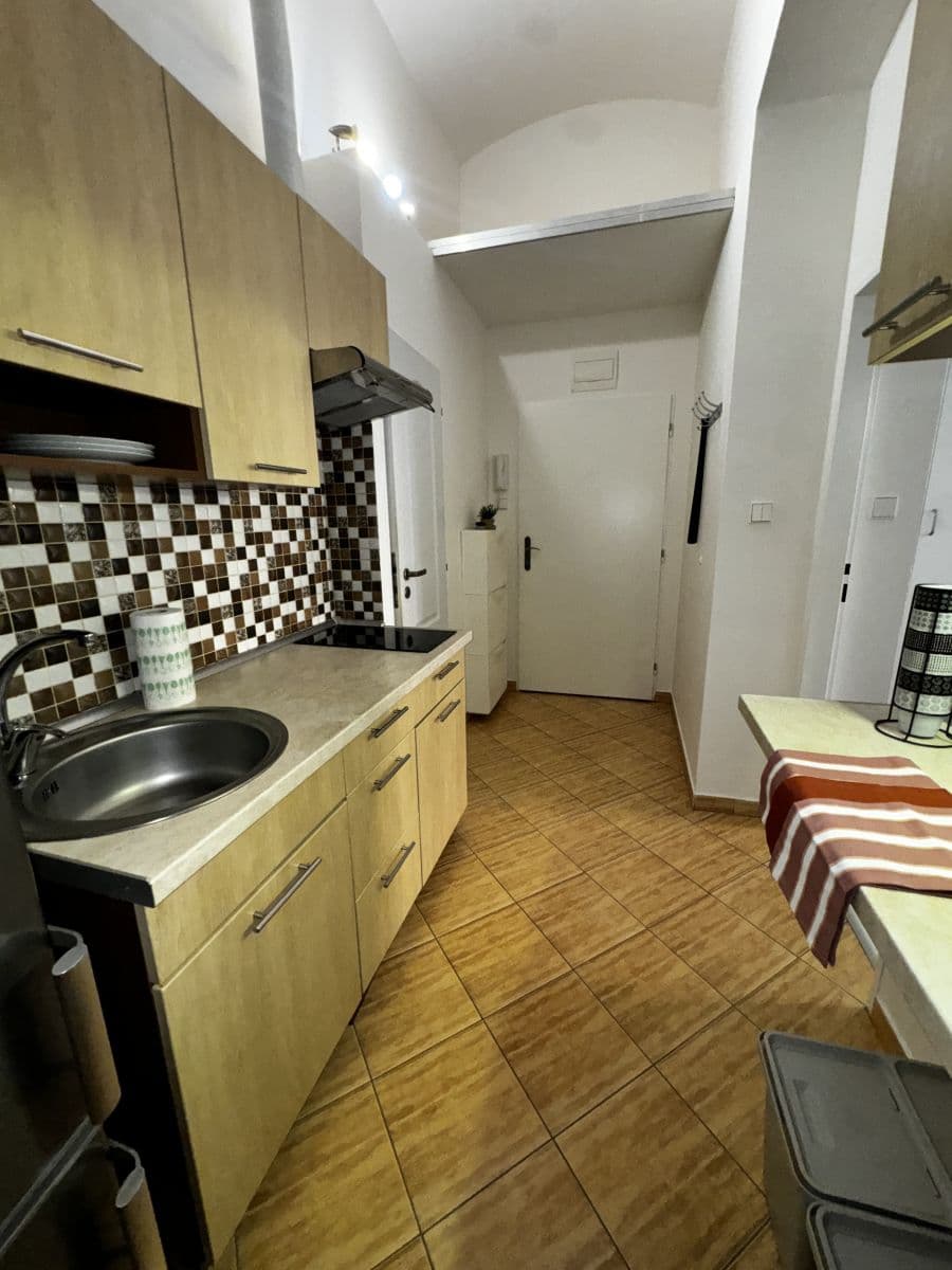 flat to rent, 28 m², Drahobejlova, Prague, Prague