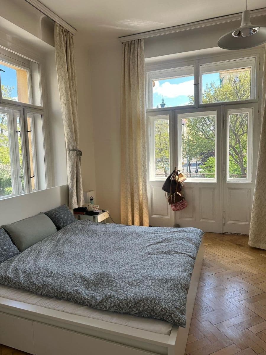 flat to rent, 150 m², Korunní, Prague, Prague