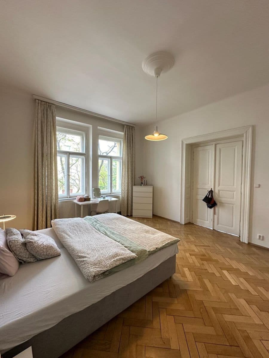 flat to rent, 150 m², Korunní, Prague, Prague