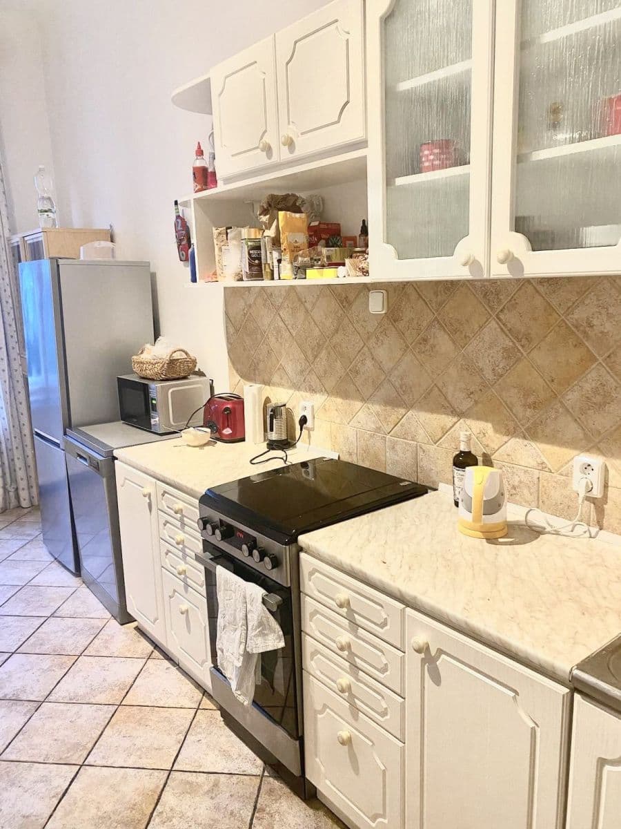 flat to rent, 150 m², Korunní, Prague, Prague