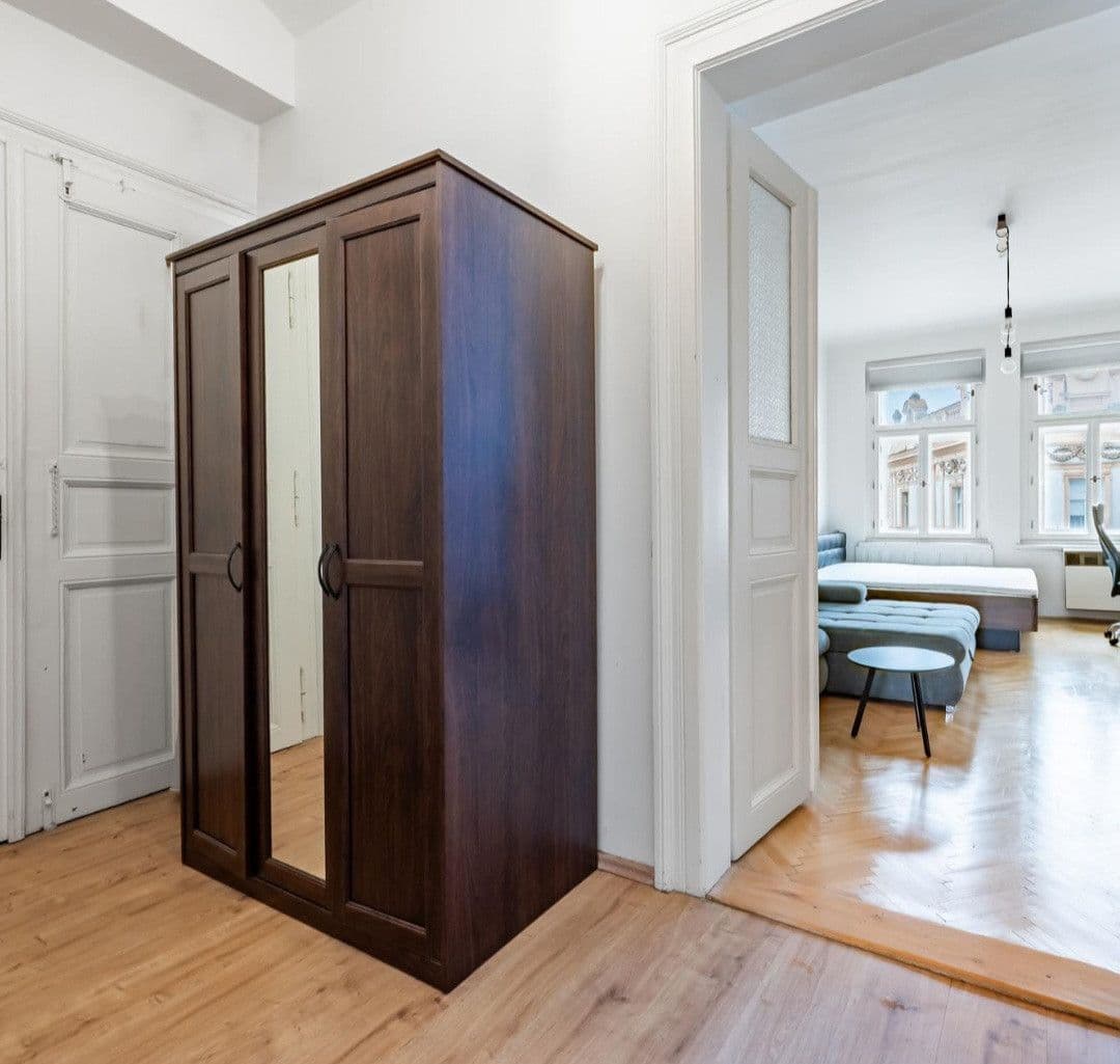 flat to rent, 53 m², Budečská, Prague, Prague
