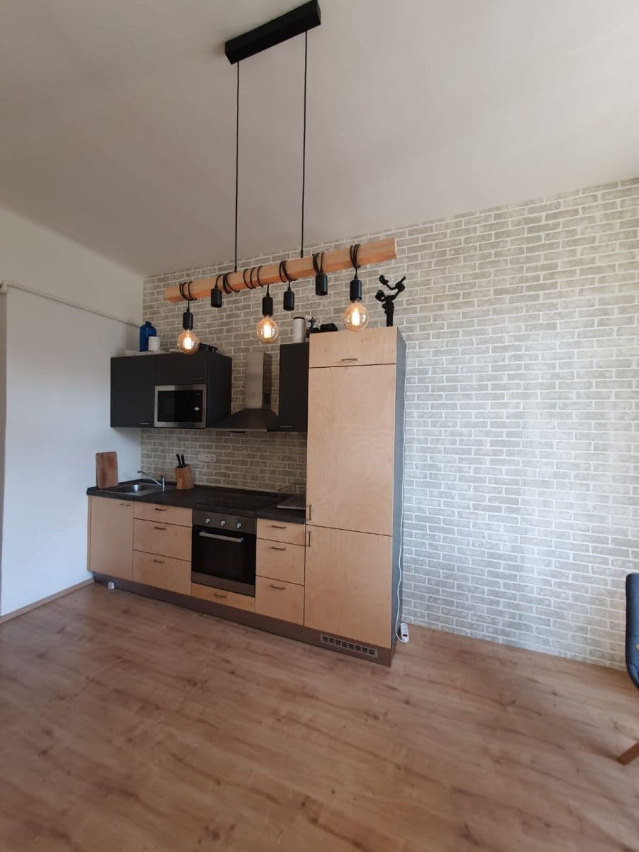 flat to rent, 51 m², Budečská, Prague, Prague