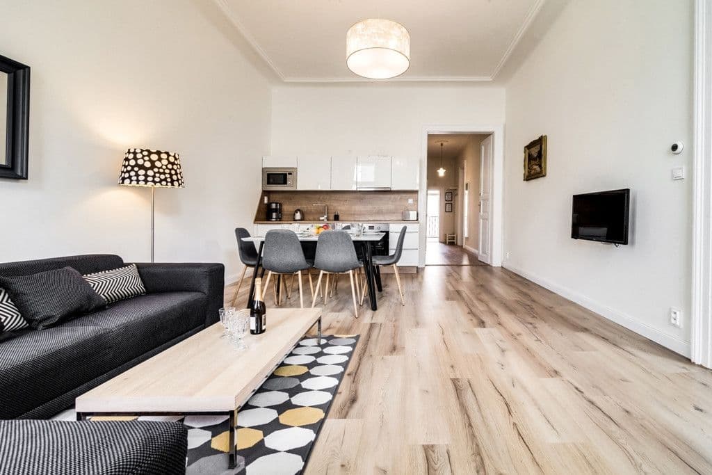 flat to rent, 103 m², Křižovnická, Prague, Prague