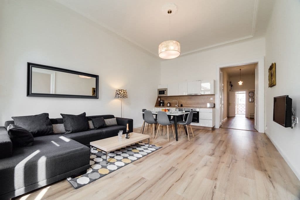flat to rent, 103 m², Křižovnická, Prague, Prague