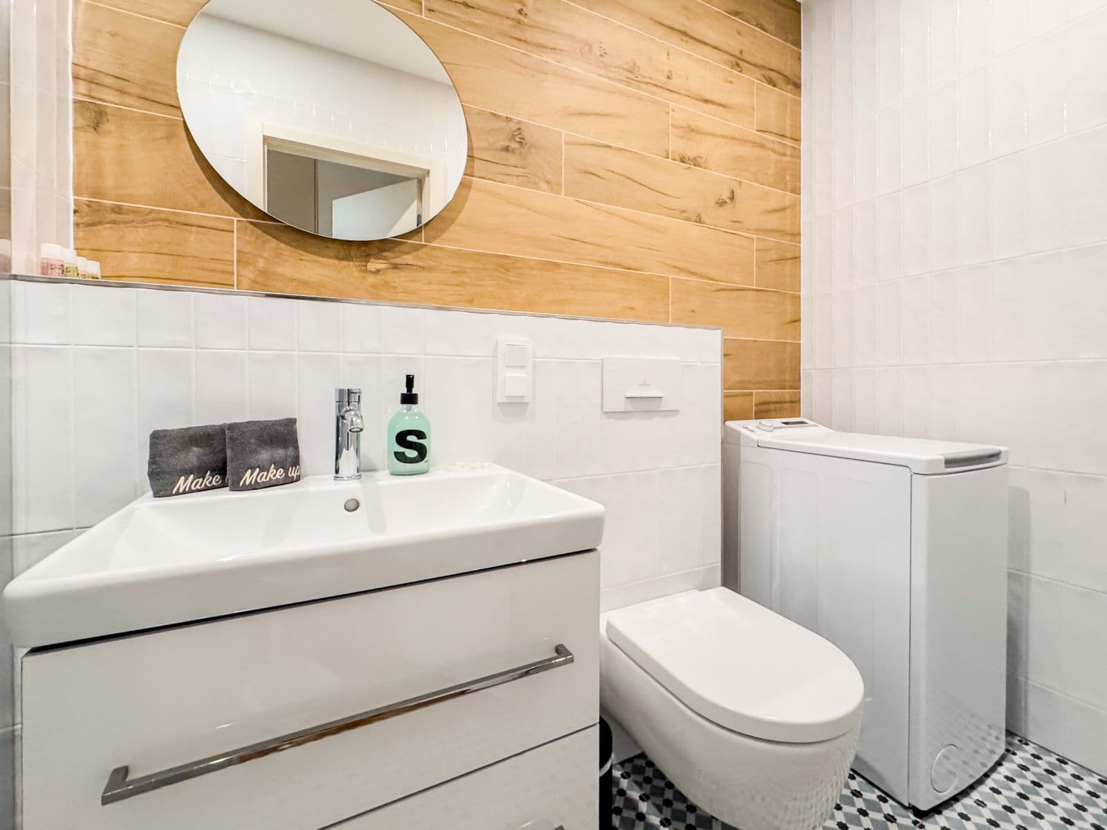 flat to rent, 55 m², Na Výšinách, Prague, Prague