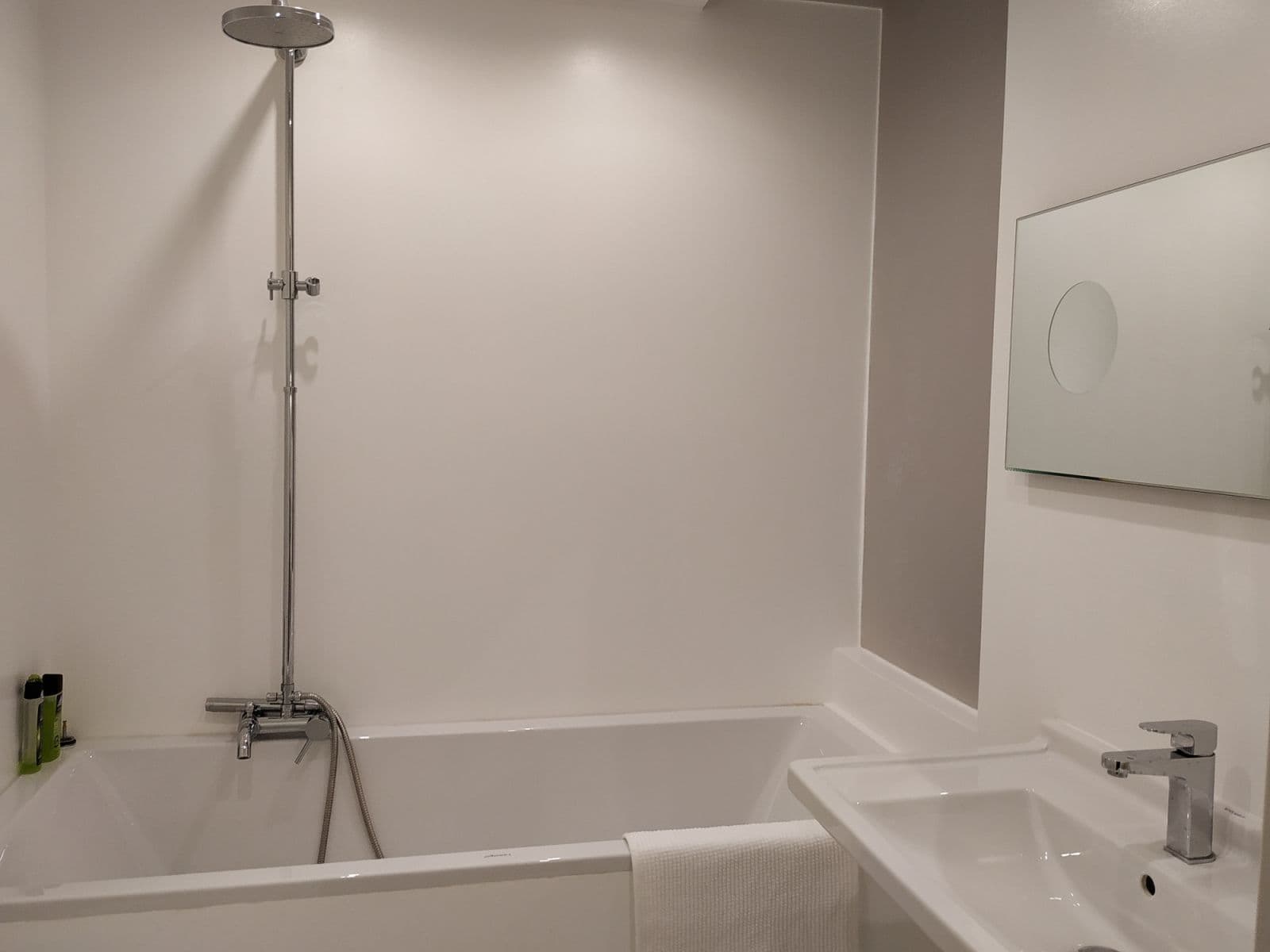 flat to rent, 30 m², Prvního pluku, Prague, Prague