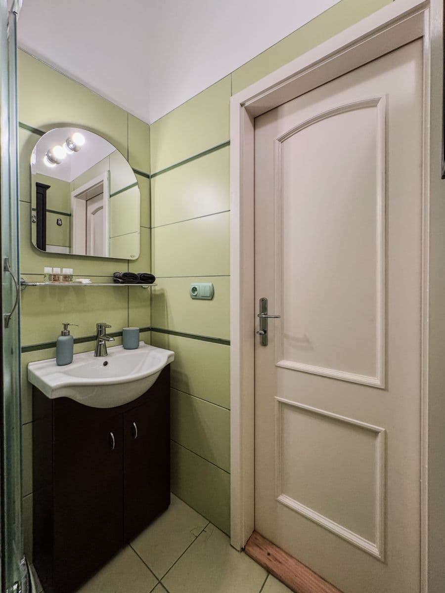 flat to rent, 120 m², Šmilovského, Prague, Prague
