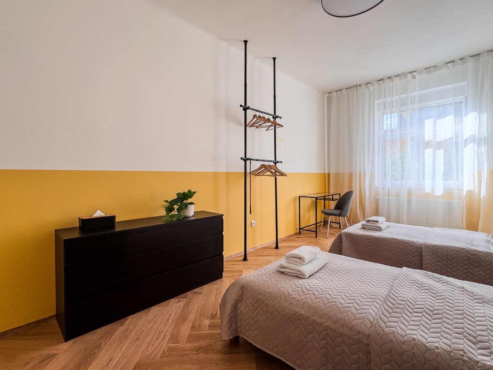 flat to rent, 120 m², Šmilovského, Prague, Prague