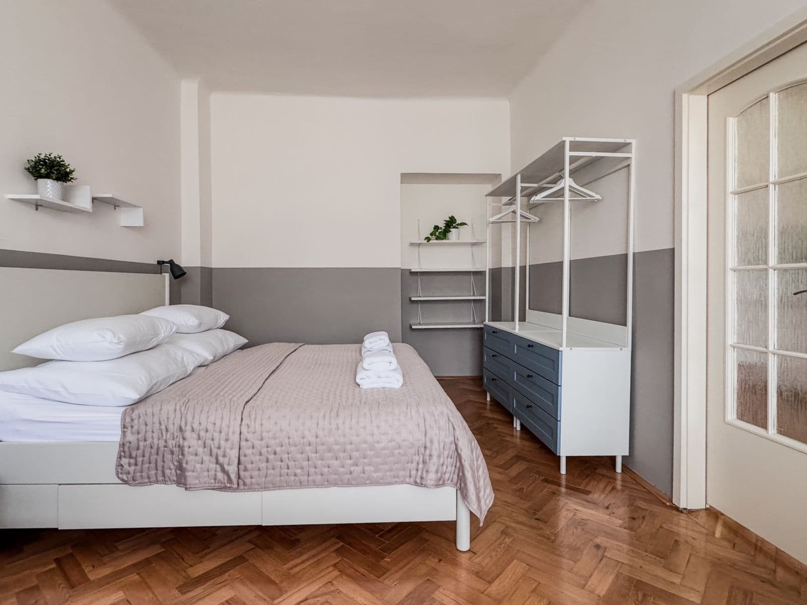flat to rent, 120 m², Šmilovského, Prague, Prague