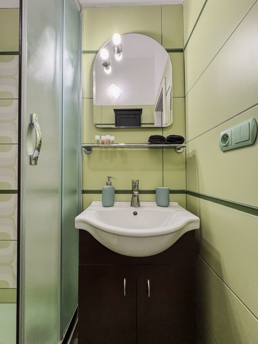 flat to rent, 120 m², Šmilovského, Prague, Prague