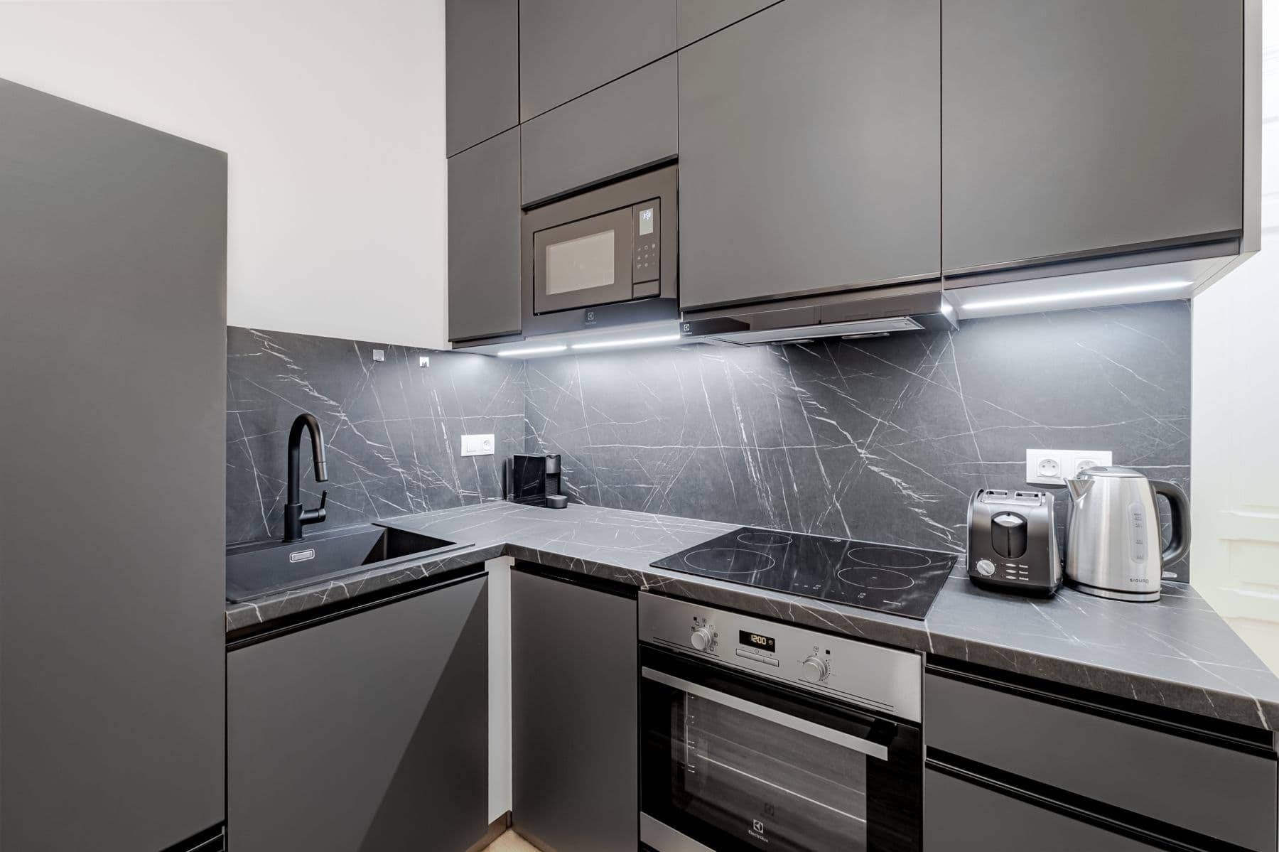flat to rent, 76 m², Chodská, Prague, Prague