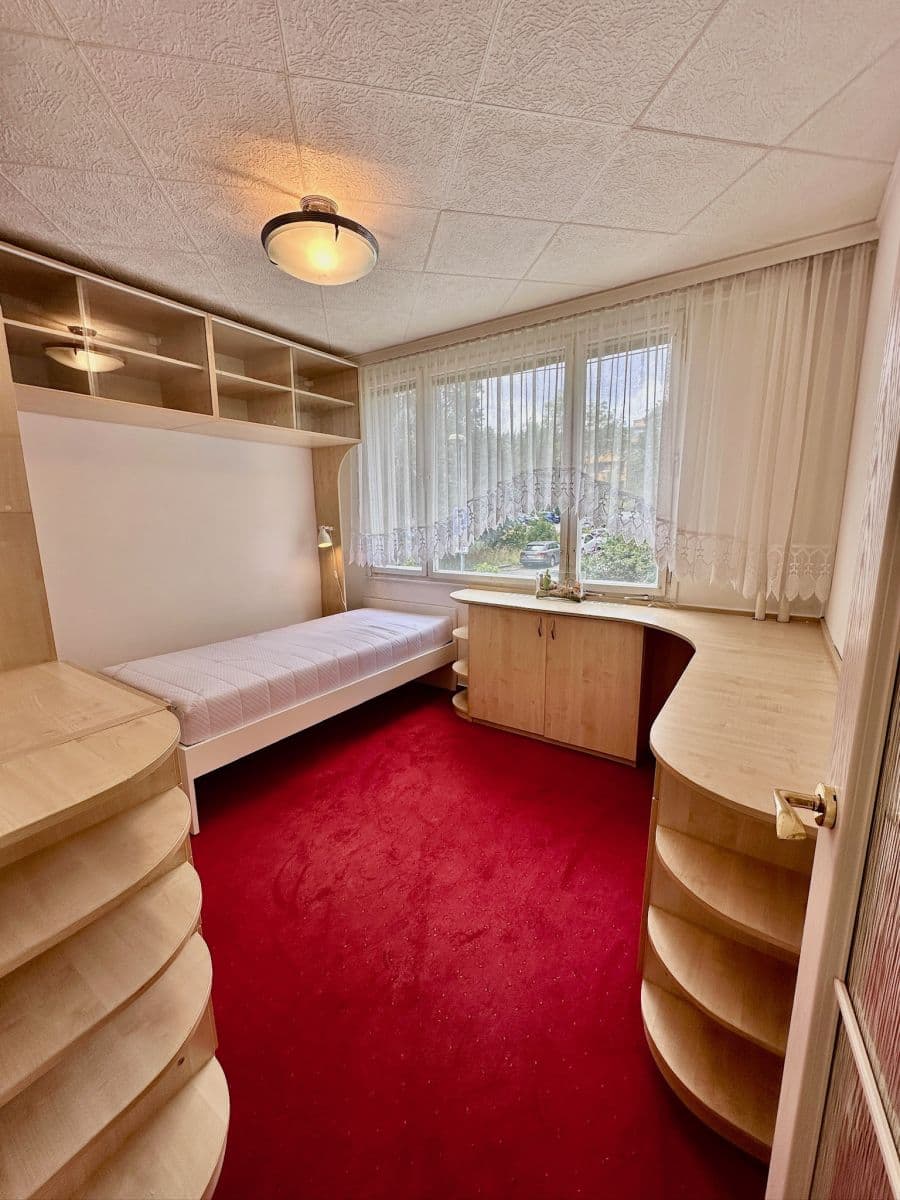 flat to rent, 72 m², Mimoňská, Prague, Prague