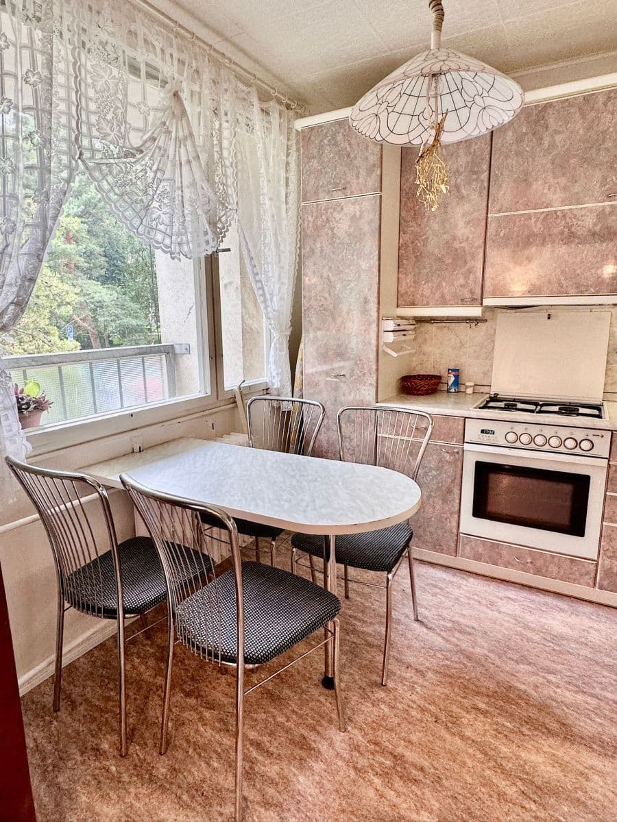 flat to rent, 72 m², Mimoňská, Prague, Prague