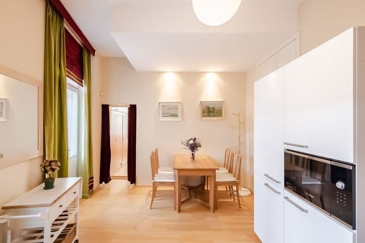 flat to rent, 45 m², Štěpánská, Prague, Prague