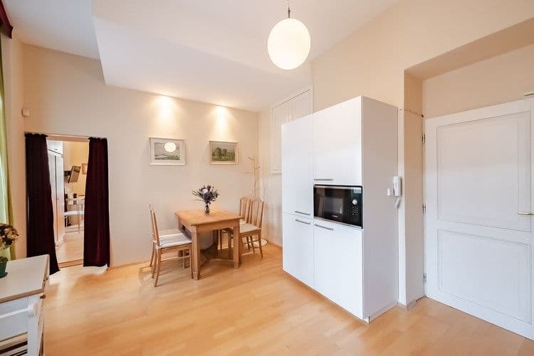 flat to rent, 45 m², Štěpánská, Prague, Prague