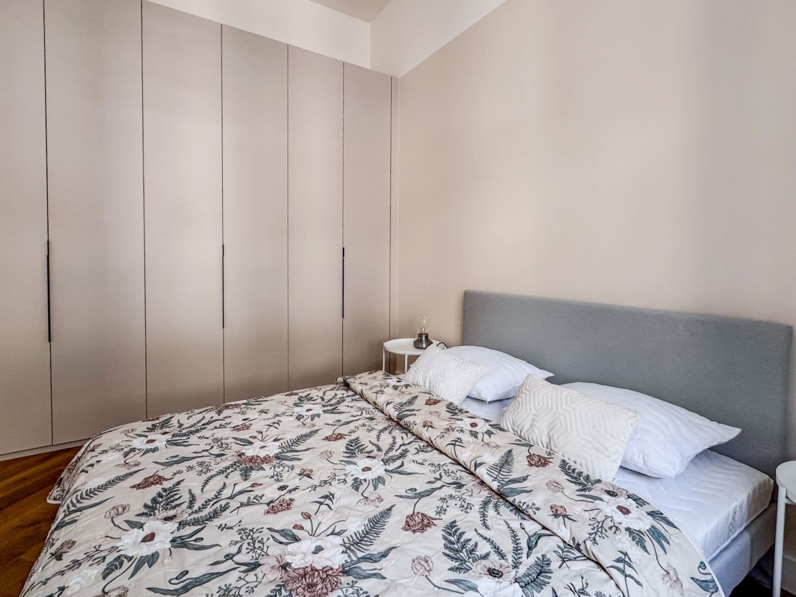 flat to rent, 40 m², Dlážděná, Prague, Prague