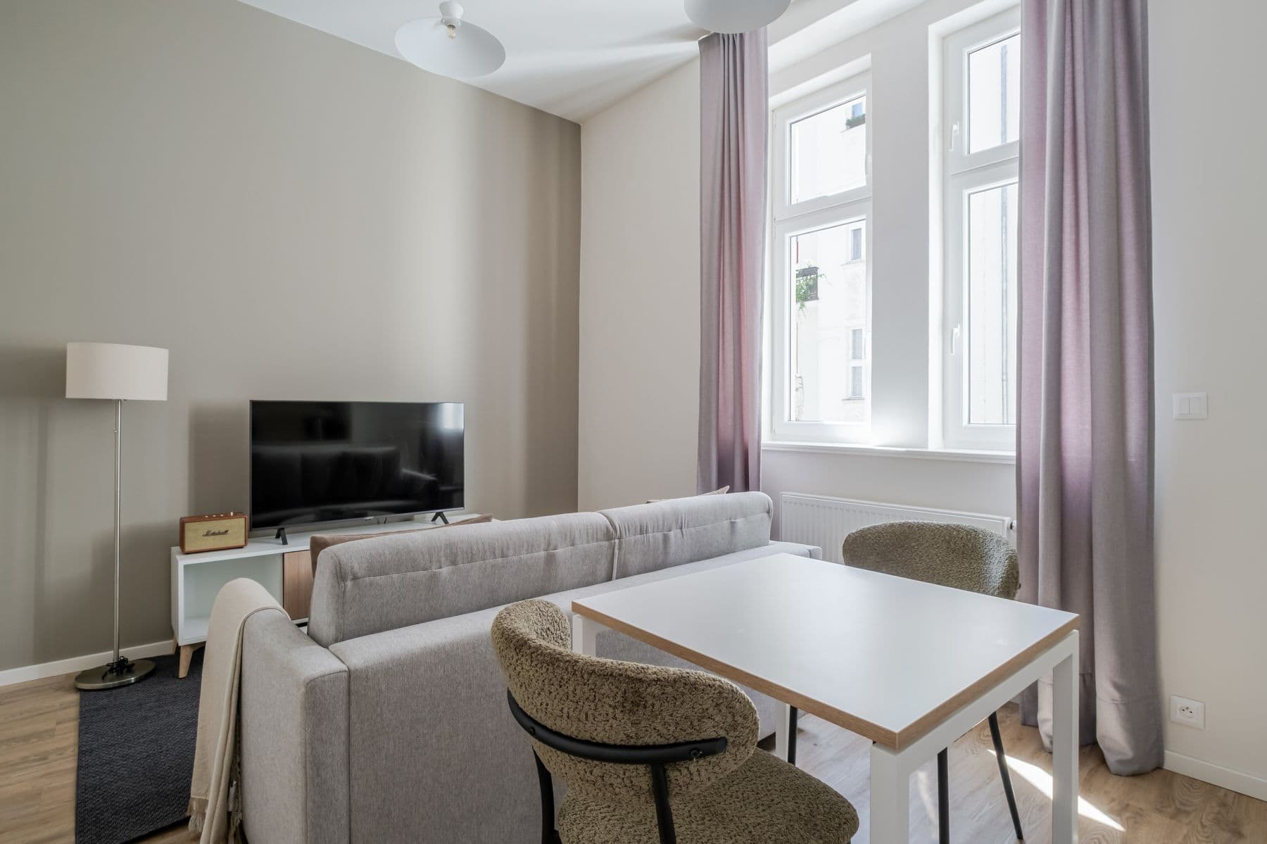 flat to rent, 43 m², Veletržní, Prague, Prague