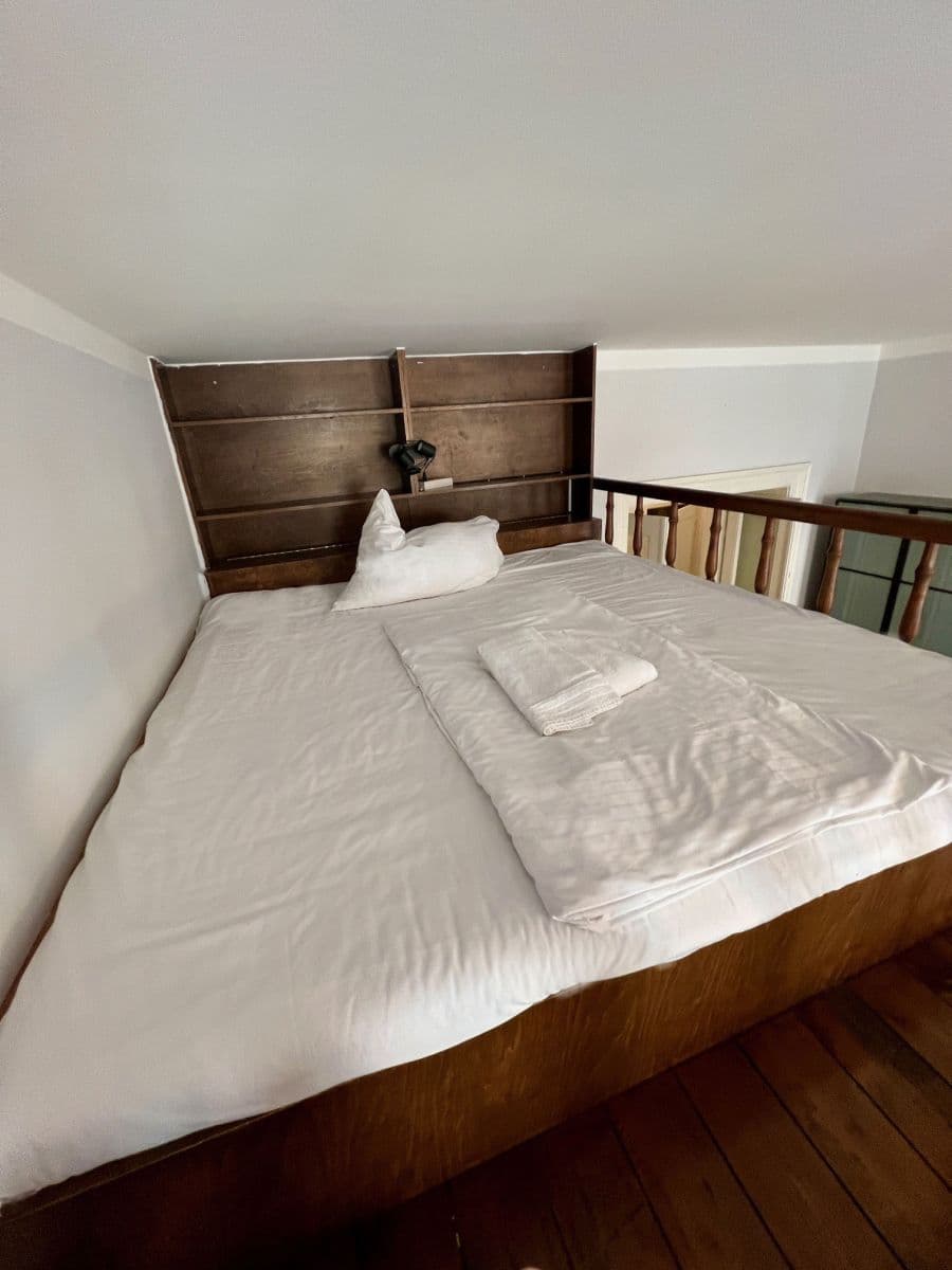 flat to rent, 65 m², Ostrovní, Prague, Prague