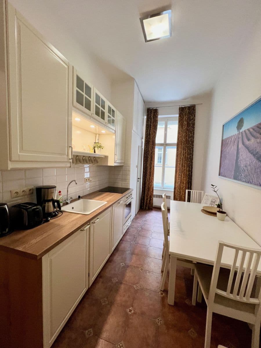 flat to rent, 65 m², Ostrovní, Prague, Prague