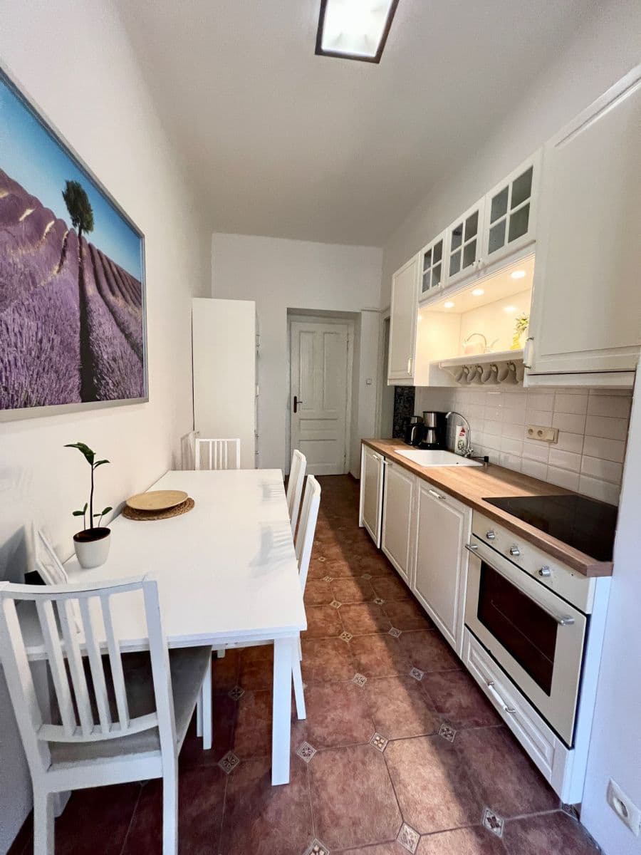 flat to rent, 65 m², Ostrovní, Prague, Prague