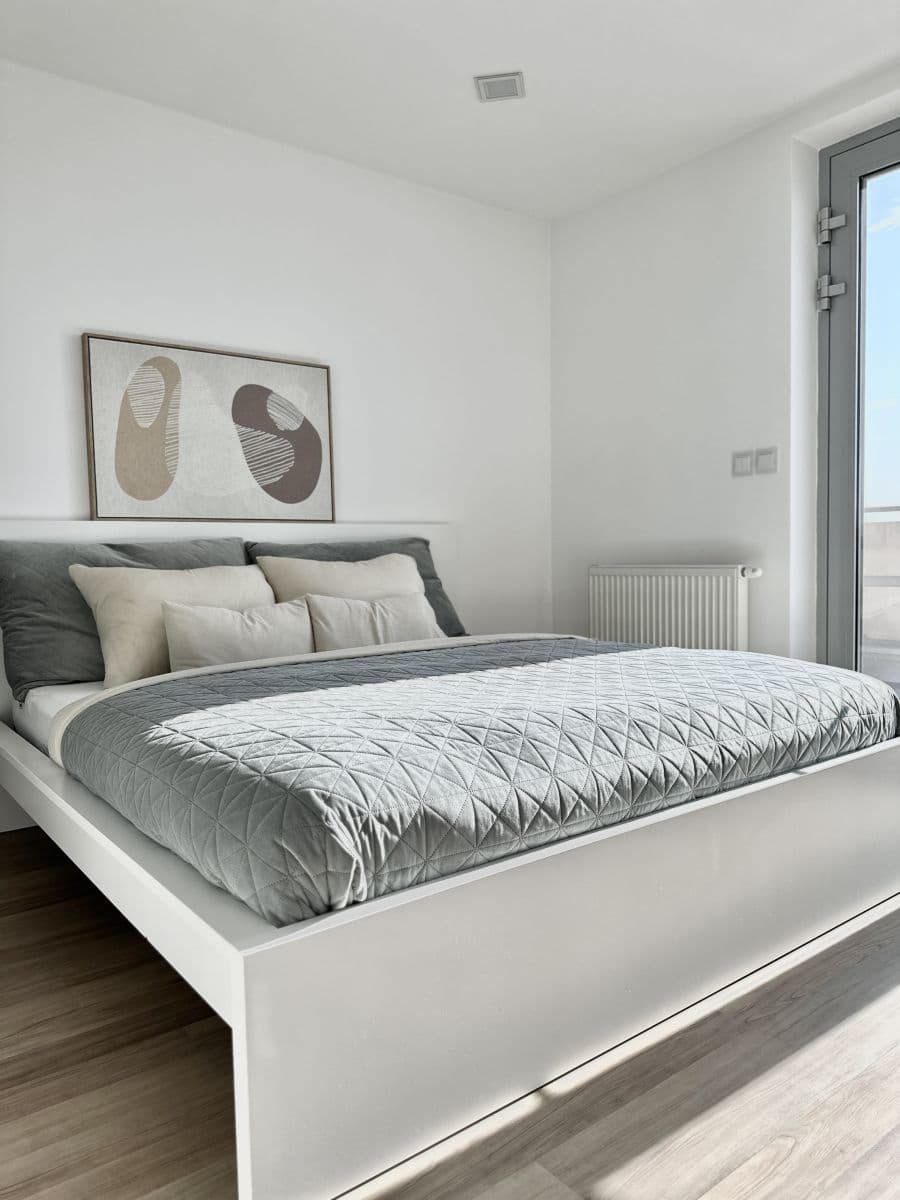 flat to rent, 230 m², Štúrova B, Senec, Bratislavský Region