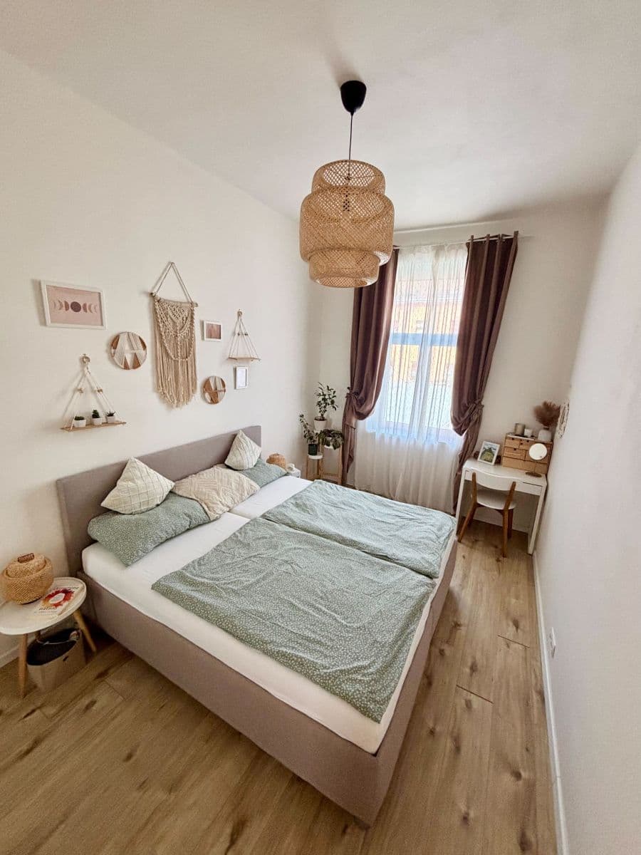 flat to rent, 45 m², Zenklova, Prague, Prague