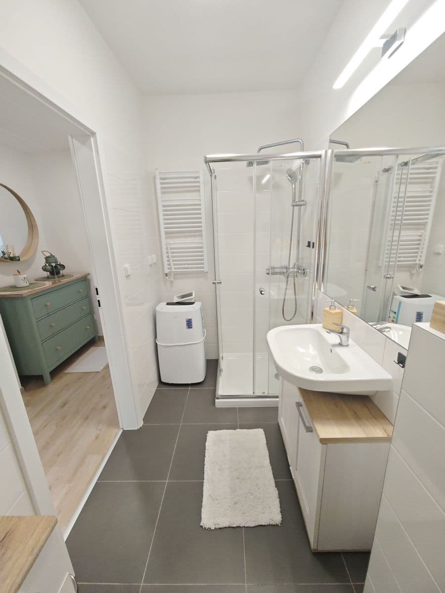 flat to rent, 28 m², Peroutkova, Prague, Prague