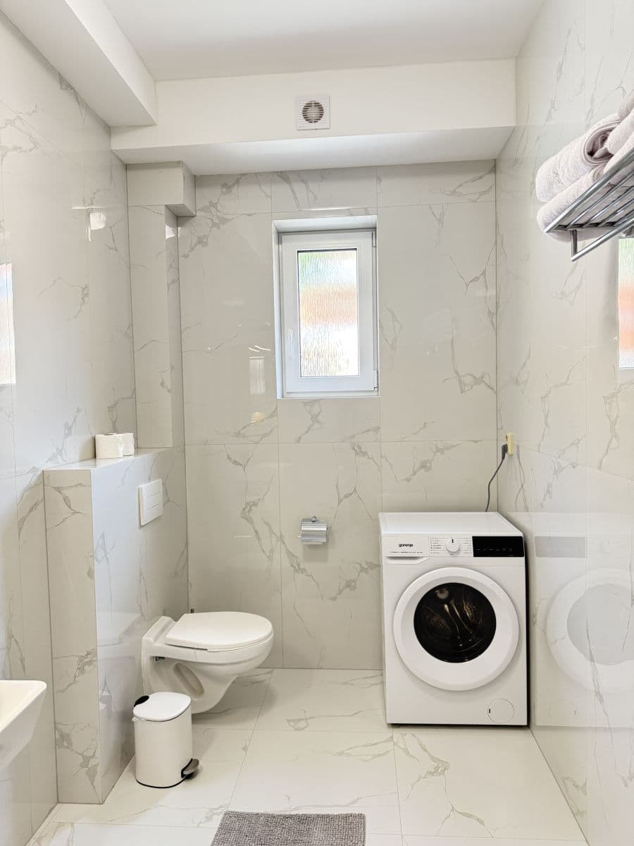 flat to rent, 44 m², Zbraslavská, Prague, Prague