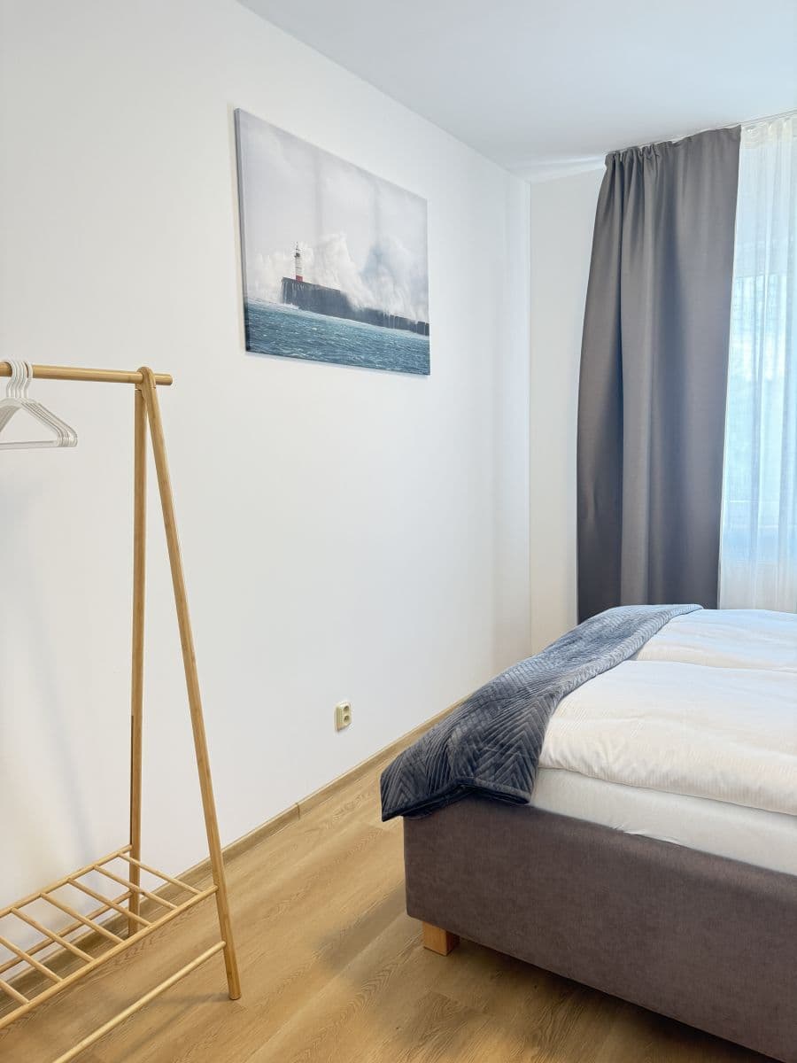 flat to rent, 44 m², Zbraslavská, Prague, Prague