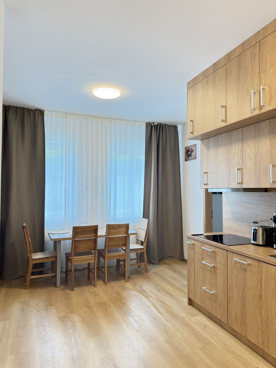 flat to rent, 53 m², Zbraslavská, Prague, Prague