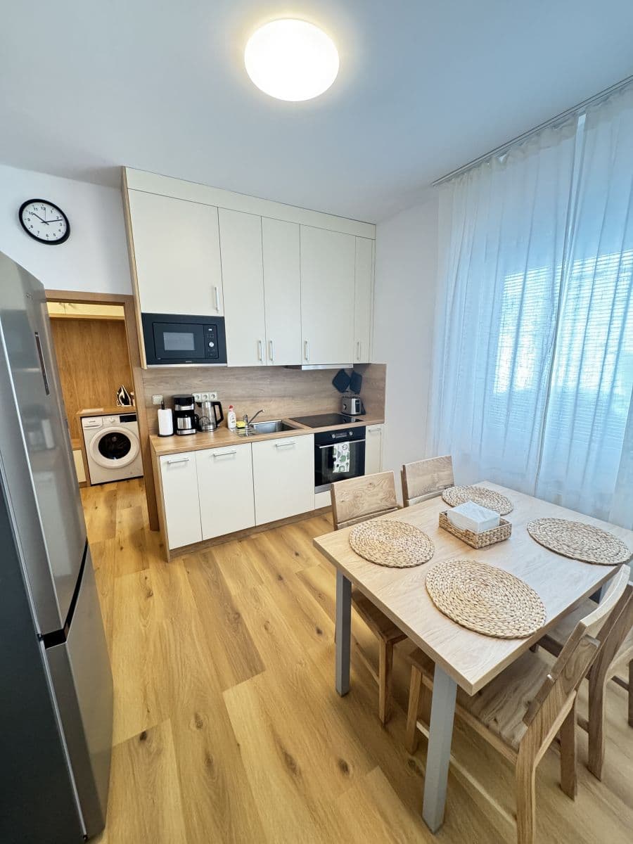 flat to rent, 31 m², Zbraslavská, Prague, Prague