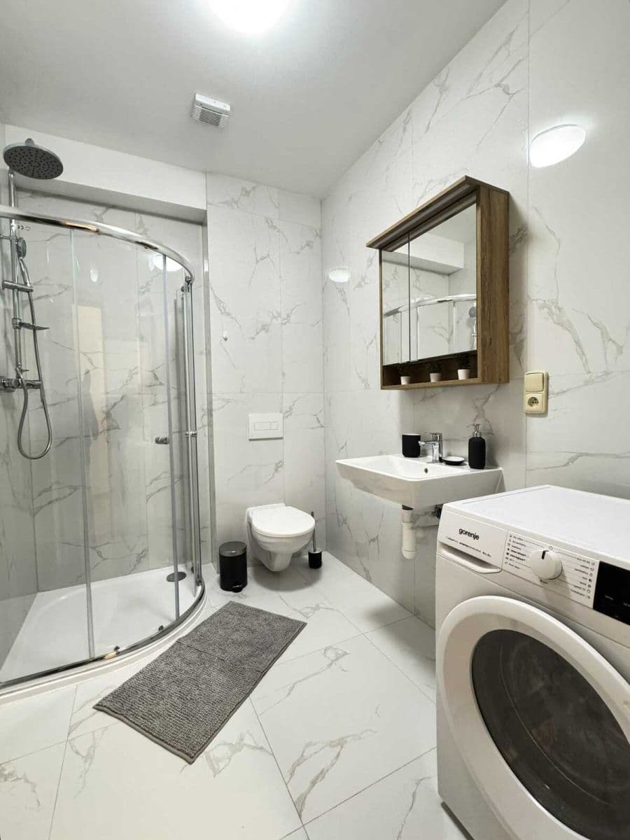 flat to rent, 34 m², Zbraslavská, Prague, Prague