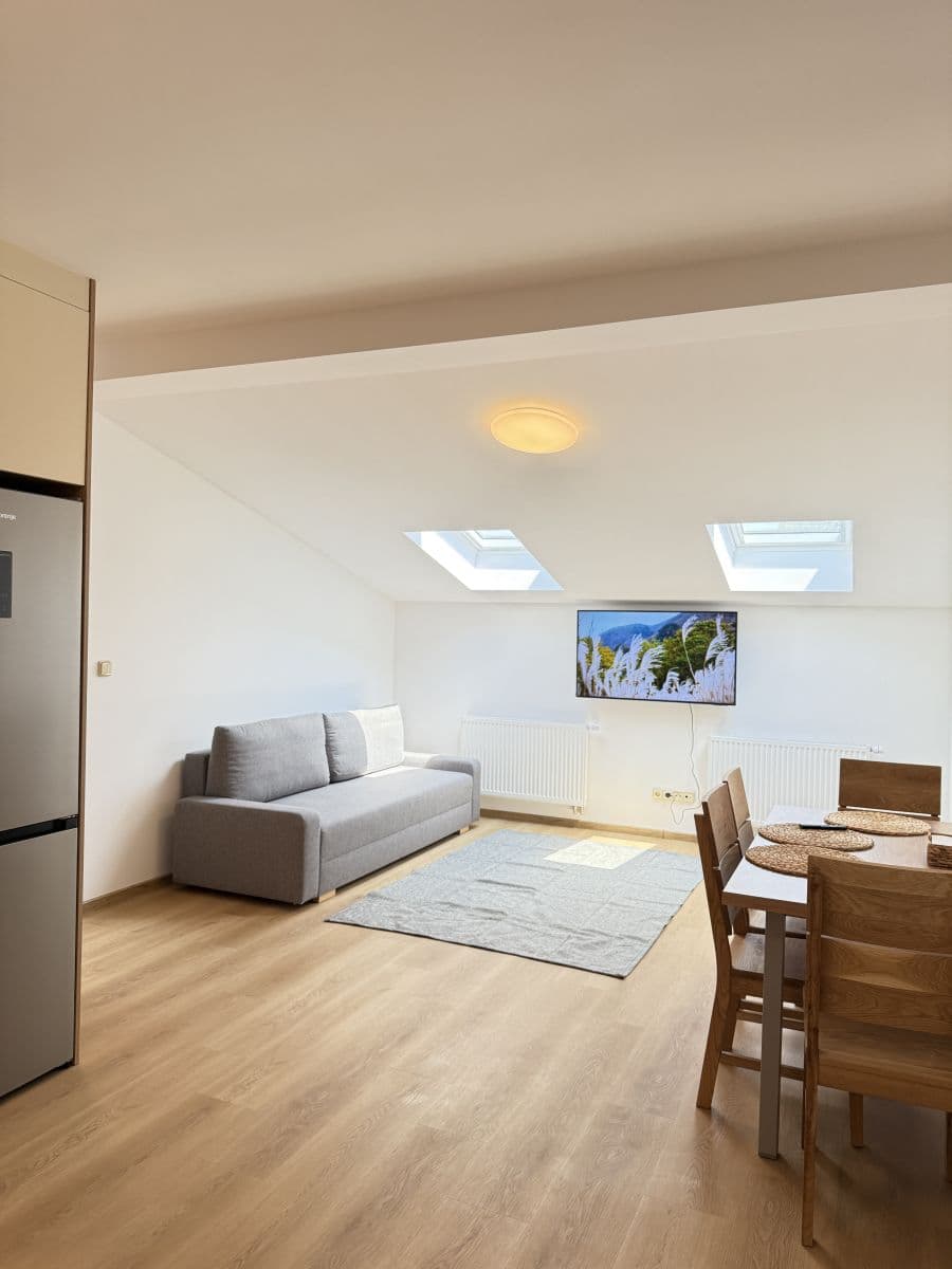 flat to rent, 56 m², Zbraslavská, Prague, Prague