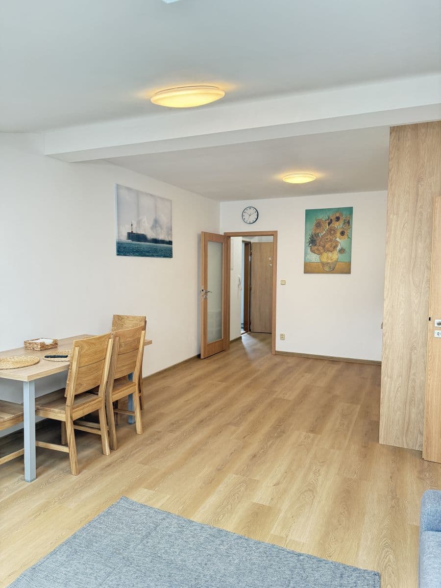 flat to rent, 56 m², Zbraslavská, Prague, Prague