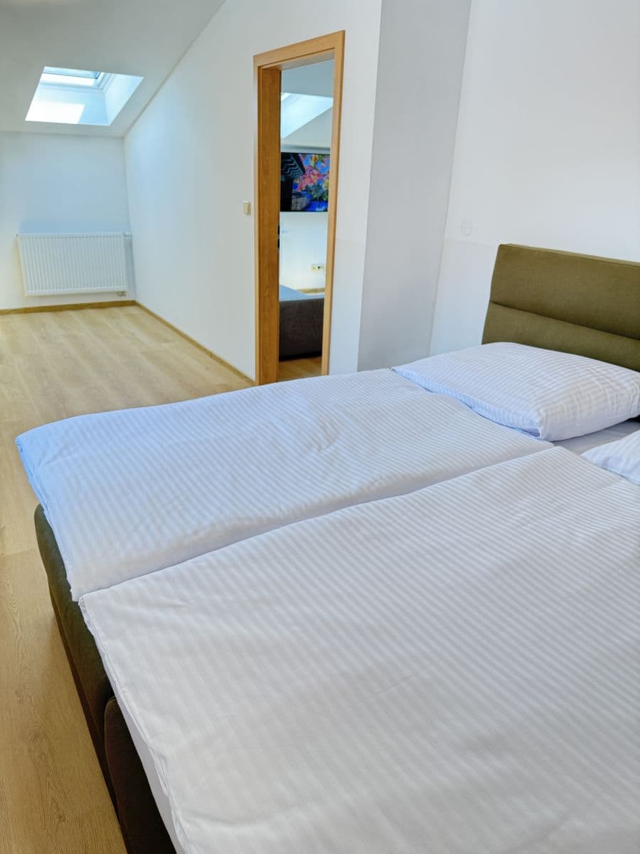 flat to rent, 56 m², Zbraslavská, Prague, Prague