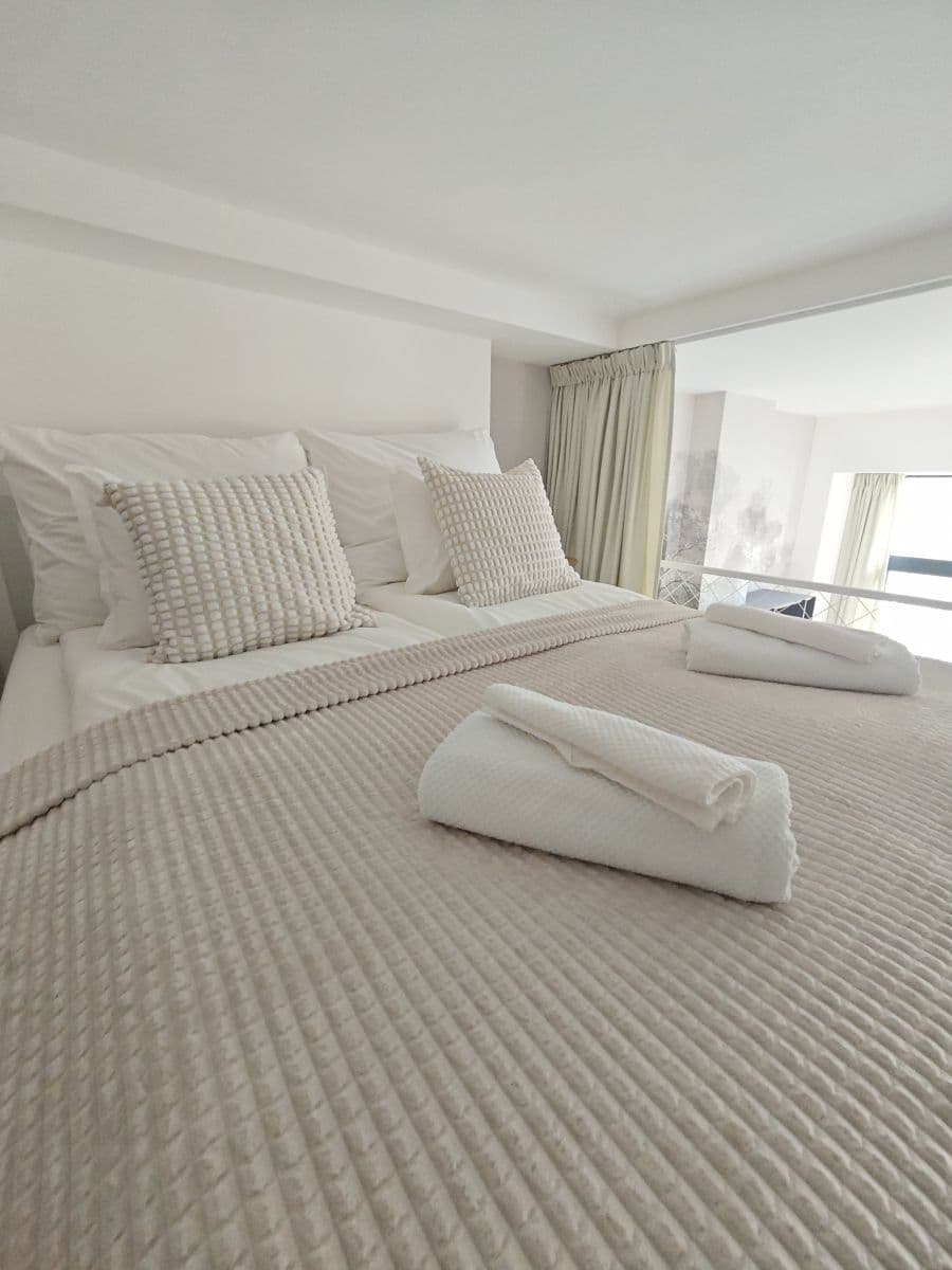 flat to rent, 60 m², Tusarova, Prague, Prague