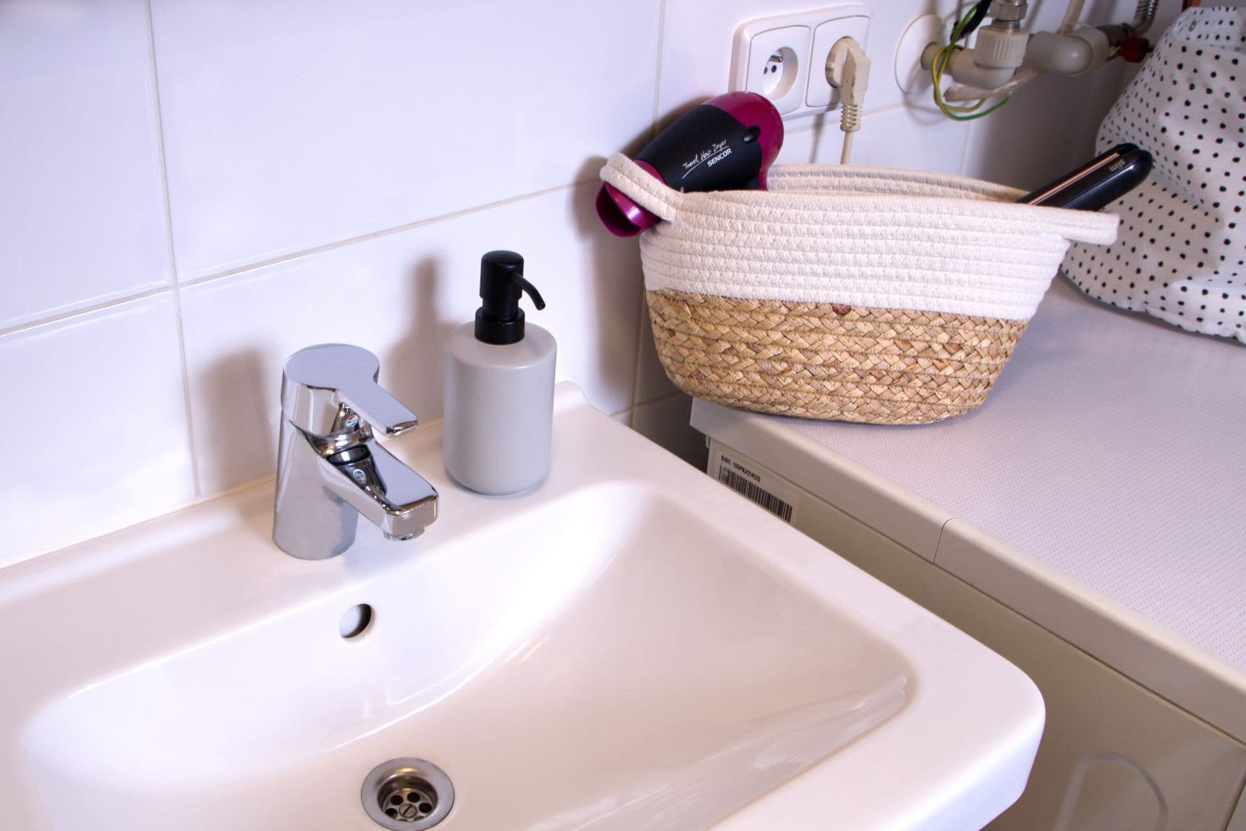 flat to rent, 27 m², Na Chmelnici, Prague, Prague