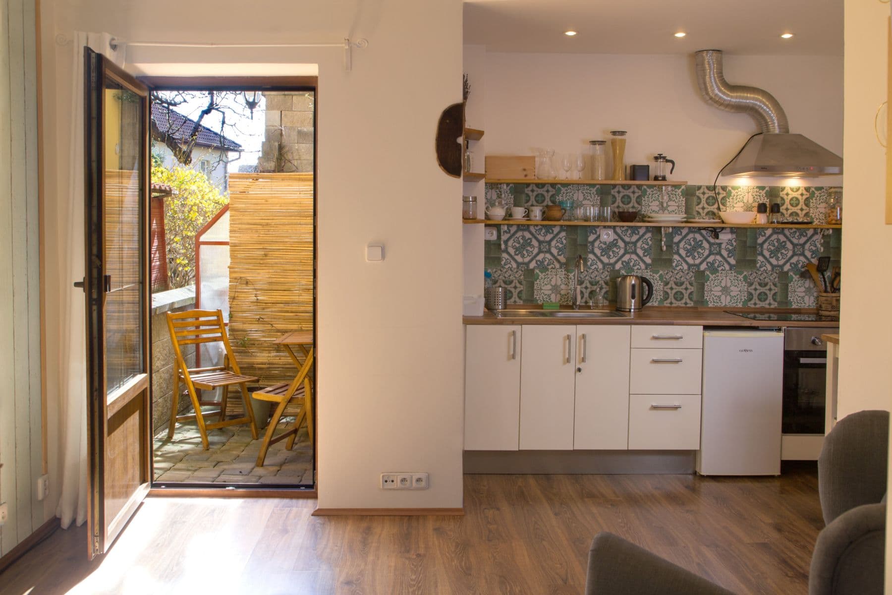 flat to rent, 27 m², Na Chmelnici, Prague, Prague