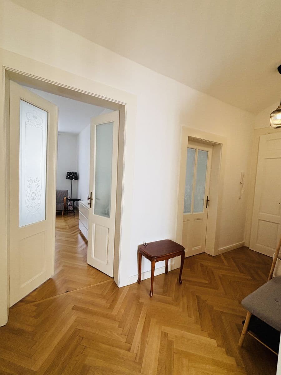 flat to rent, 80 m², Dvacátého Osmého Pluku, Prague, Prague