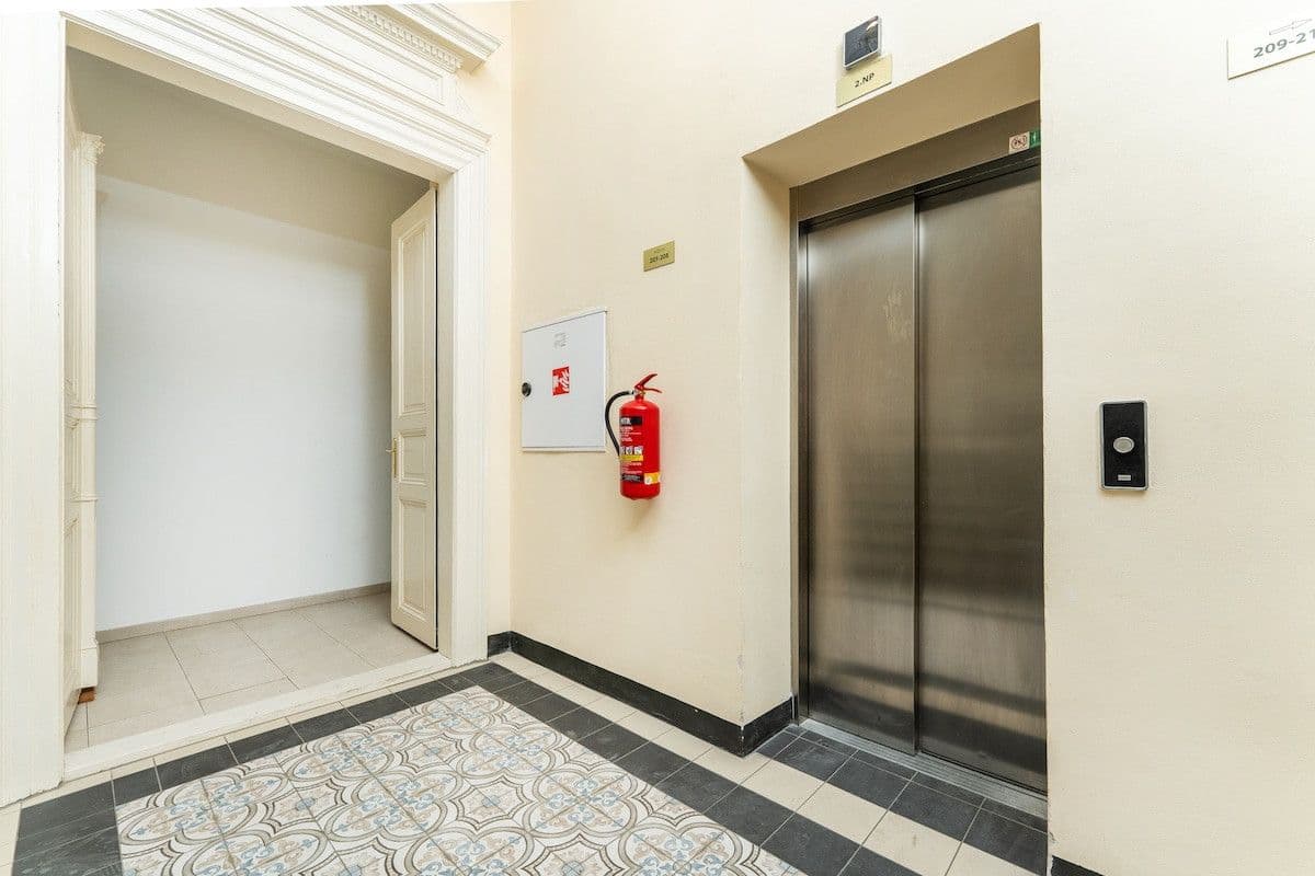 flat to rent, 40 m², Washingtonova, Prague, Prague