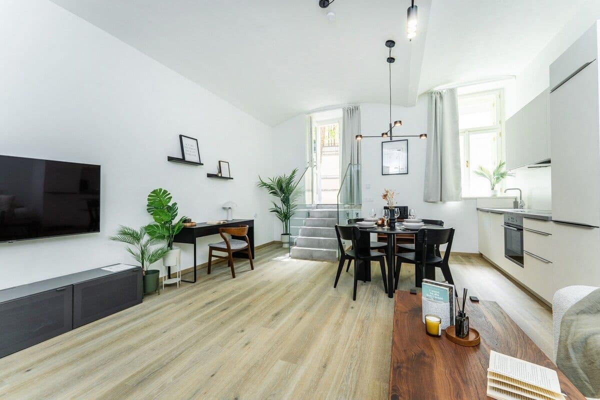 flat to rent, 63 m², Václavské náměstí, Prague, Prague