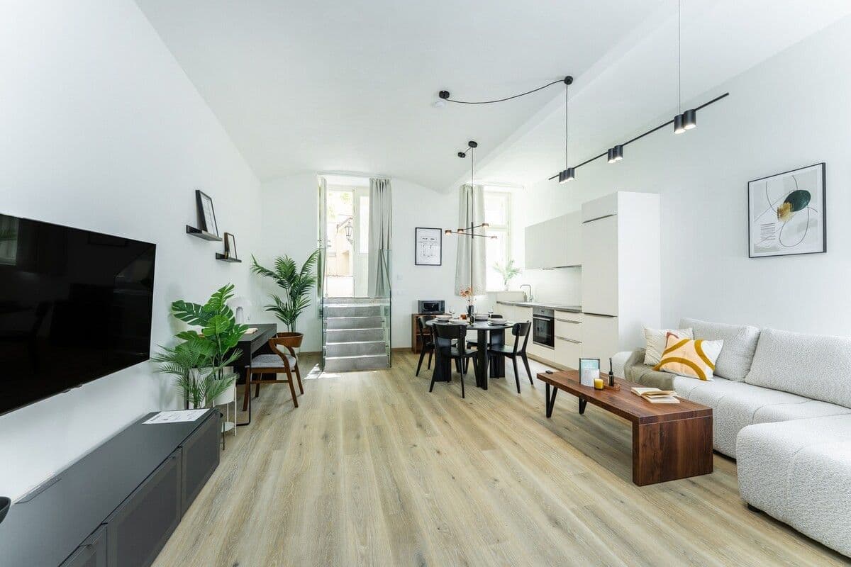 flat to rent, 63 m², Václavské náměstí, Prague, Prague