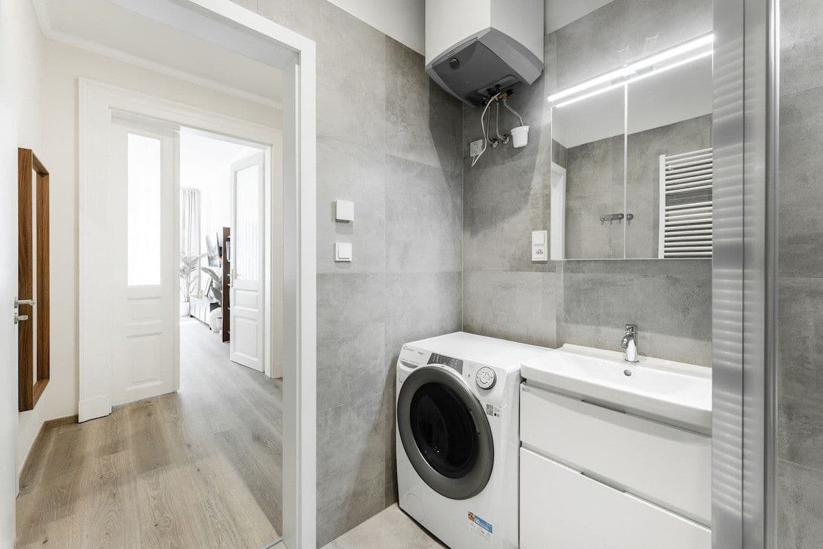 flat to rent, 62 m², Václavské náměstí, Prague, Prague