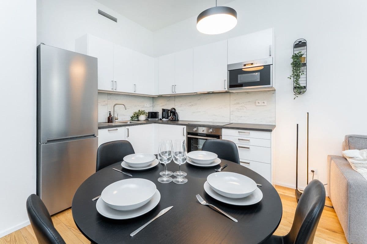 flat to rent, 53 m², Nádražní, Prague, Prague